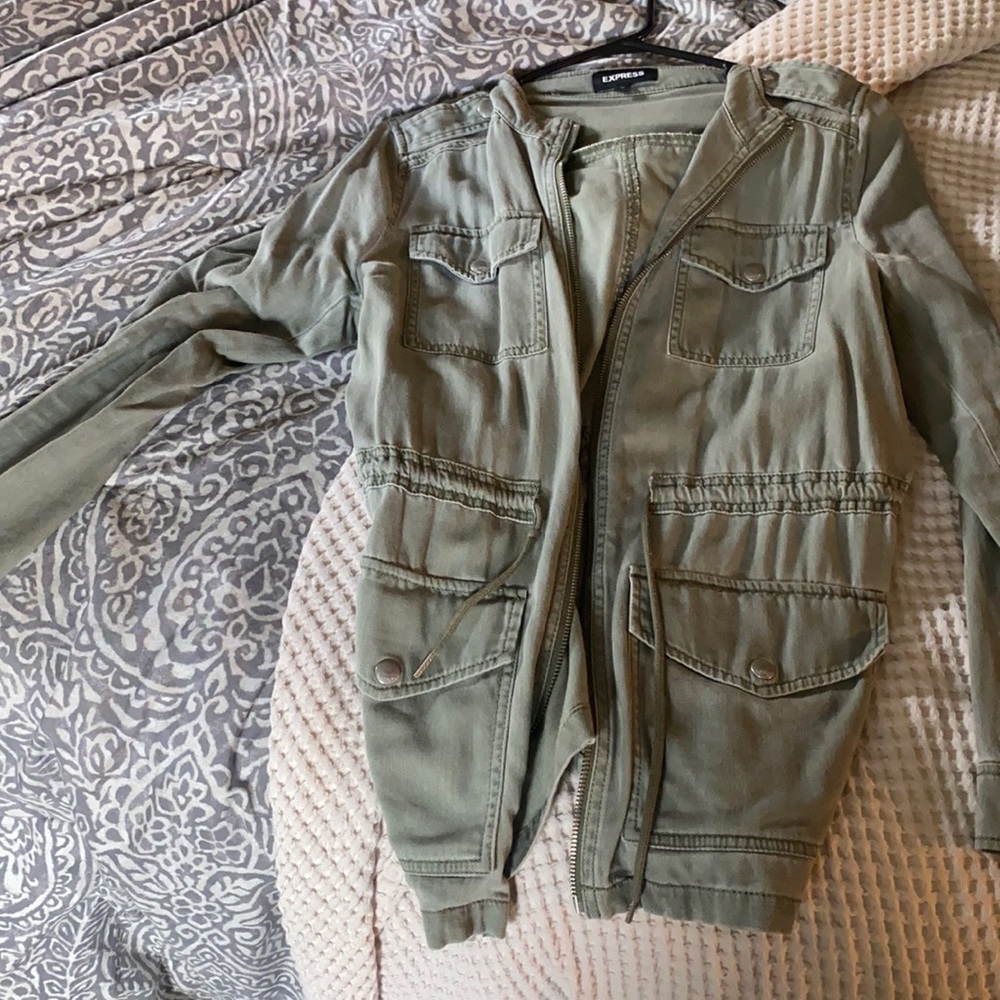 Express army colored green light zip up coat